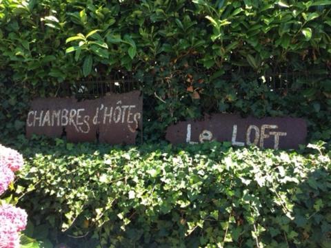 Loft Atypique Bed & Breakfast Villeneuve-de-Riviere Exterior photo